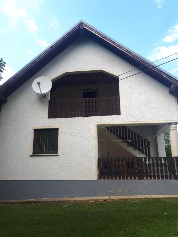 Apartman Filip Apartment สโมลยานัซ ภายนอก รูปภาพ